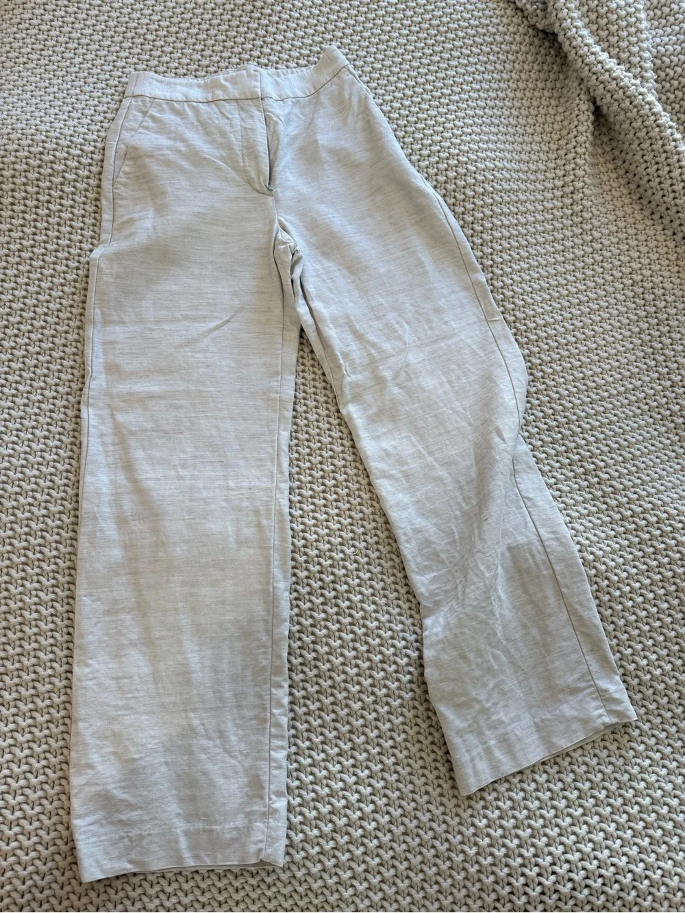 Aritzia Light Beige Linen Limitlesss Trouser